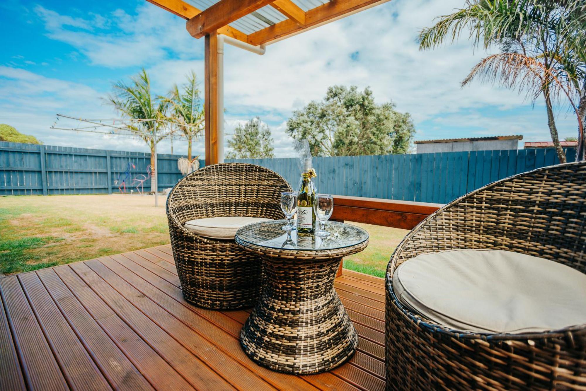 Sunrise Accommodation Whakatane Buitenkant foto
